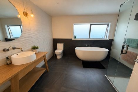 Photo of property in 18 Tuatahi Avenue, Solway, Masterton, 5810