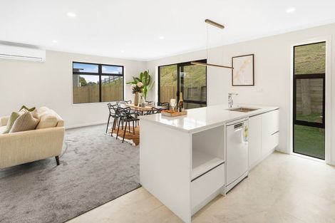 Photo of property in 9 Oku Close, Hillcrest, Hamilton, 3216