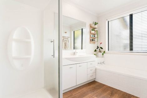 Photo of property in 12 Carrington Drive, Papamoa Beach, Papamoa, 3118