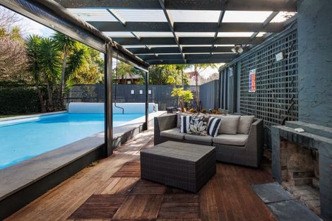 Photo of property in 23 Trent Avenue, Hokowhitu, Palmerston North, 4410