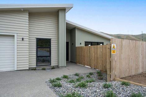 Photo of property in 67 Crompton Avenue, Churton Park, Wellington, 6037