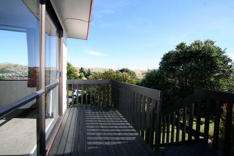 Photo of property in 8 Trinidad Crescent, Grenada Village, Wellington, 6037