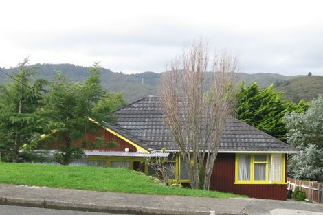 Photo of property in 10 Logie Street, Stokes Valley, Lower Hutt, 5019