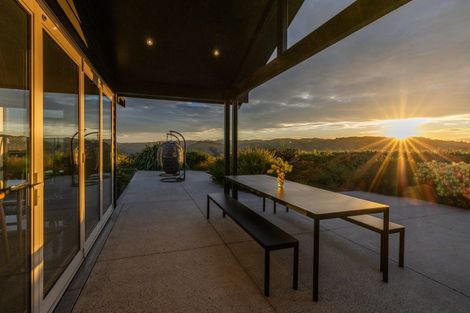 Photo of property in 22 Heipipi Drive, Eskdale, Napier, 4182