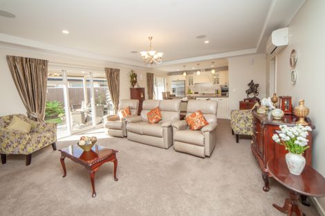 Photo of property in 15 Old Red Barn Road, Halswell, Christchurch, 8025