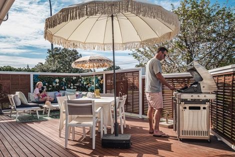 Photo of property in 28 Maranui Street, Mount Maunganui, 3116