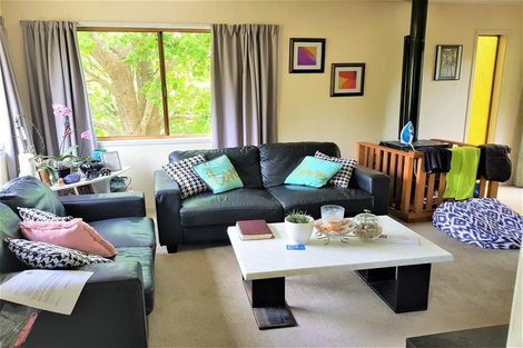 Photo of property in 8 Oldham Place, Browns Bay, Auckland, 0630