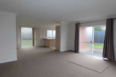 Photo of property in 9 Diana Place, Ranui, Auckland, 0612