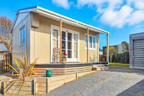 Photo of property in 47 Gray Avenue, Paraparaumu Beach, Paraparaumu, 5032