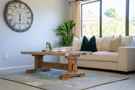 Photo of property in 71 Moore Street, Hillcrest, Auckland, 0627