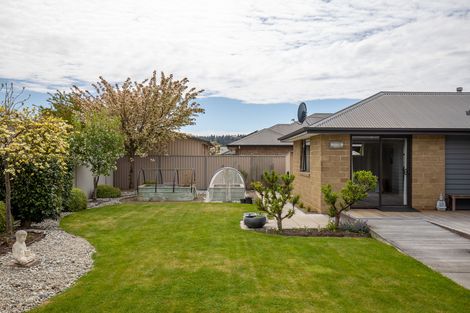 Photo of property in 8 Henderson Drive, Alexandra, 9320