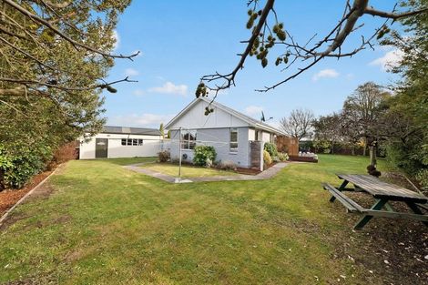 Photo of property in 19 Gibson Drive, Hornby, Christchurch, 8042