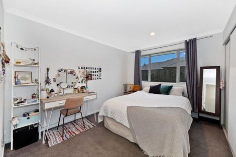 Photo of property in 10 Reka Street, Parklands, Christchurch, 8083