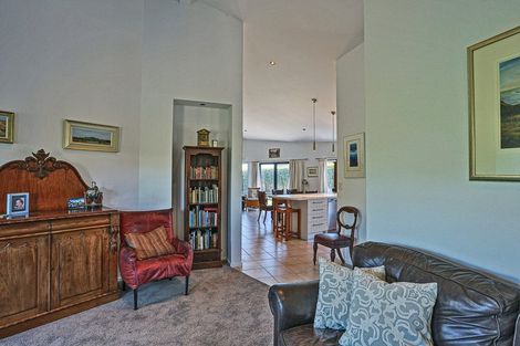 Photo of property in 4 Kentia Place, Havelock North, 4130