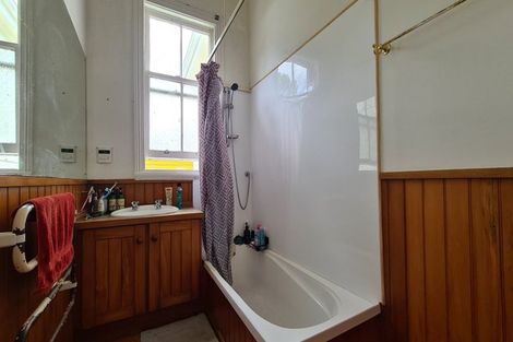 Photo of property in 7 Zohrab Street, Hataitai, Wellington, 6021