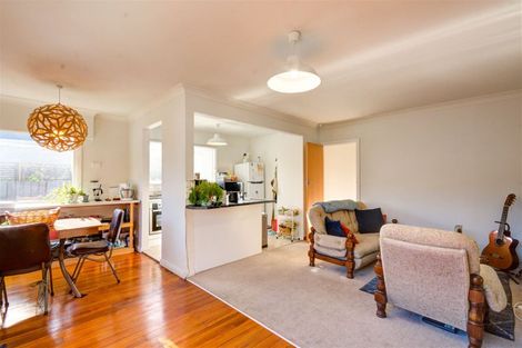 Photo of property in 2/42 Office Road, Merivale, Christchurch, 8014