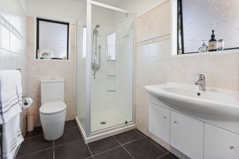 Photo of property in 10 Luxton Place, Rangiora, 7400
