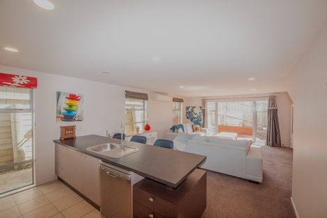 Photo of property in 44 Erlestoke Crescent, Churton Park, Wellington, 6037