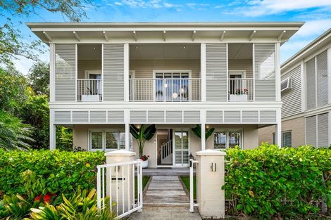 Photo of property in 6 Puriri Boulevard, Orewa, 0931