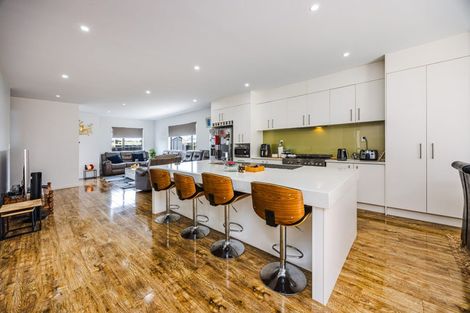 Photo of property in 32 Helianthus Avenue, Flat Bush, Auckland, 2019