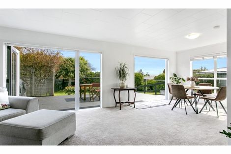 Photo of property in 65 Richmond Avenue, Richmond Heights, Taupo, 3330