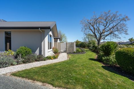 Photo of property in 2 Woodstock Place, Stoke, Nelson, 7011