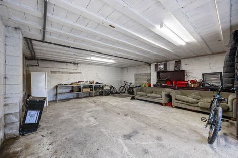 Photo of property in 8 Old Bridge Road, Bridge Hill, Alexandra, 9320