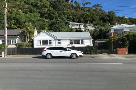 Photo of property in 221 Marine Parade, Seatoun, Wellington, 6022