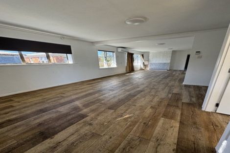 Photo of property in 66 Settlement Road, Papakura, 2110