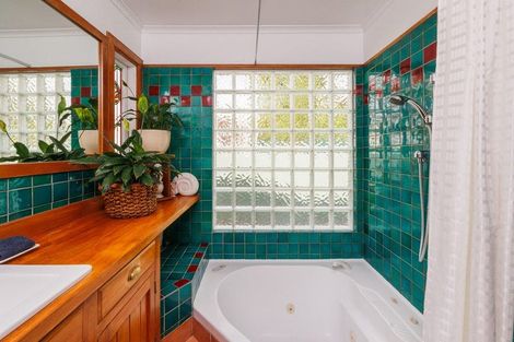 Photo of property in 301 College Street, West End, Palmerston North, 4410