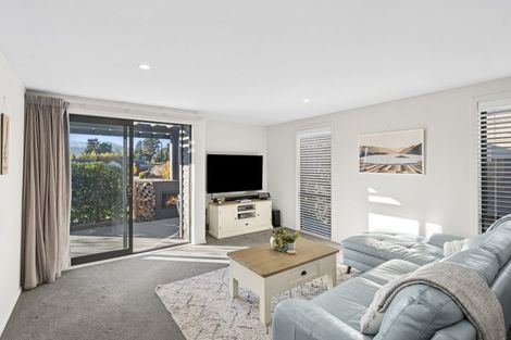 Photo of property in 9 Mount Creighton Crescent, Wanaka, 9305