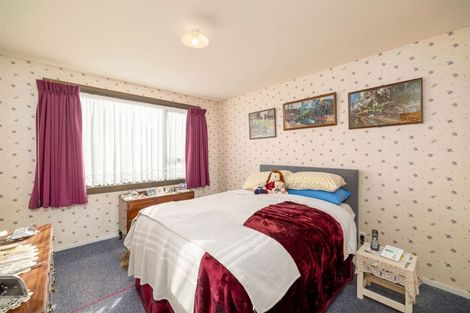 Photo of property in 1/62 Bowhill Road, New Brighton, Christchurch, 8083