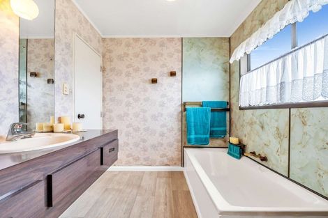 Photo of property in 4 Landscape Road, Coastlands, Whakatane, 3120