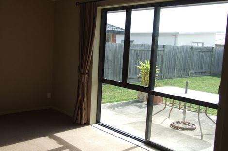Photo of property in 41 Boston Parade, Kelvin Grove, Palmerston North, 4414