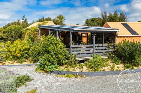 Photo of property in 39 Ngatoto Road, Tinopai, Matakohe, 0593