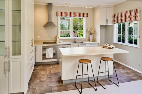 Photo of property in 13 Miro Street, Eastbourne, Lower Hutt, 5013