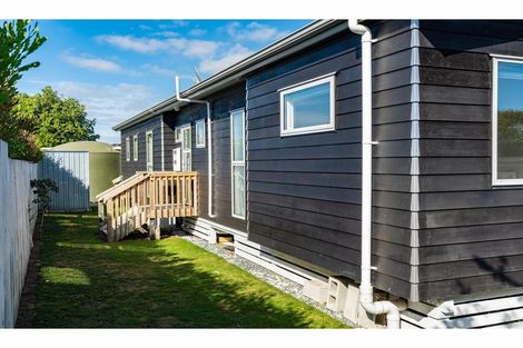 Photo of property in 16b Insley Street, Mangawhai, 0505