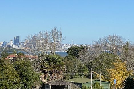 Photo of property in Frank Sargeson Apts, 105/74 Anzac Street, Takapuna, Auckland, 0622