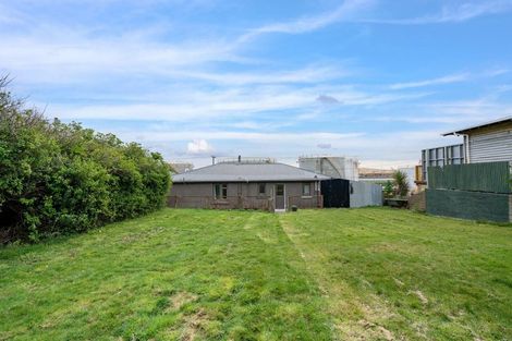 Photo of property in 44 Ocean Beach Road, Bluff, 9814