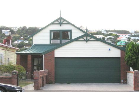 Photo of property in 15 Derwent Street, Island Bay, Wellington, 6023