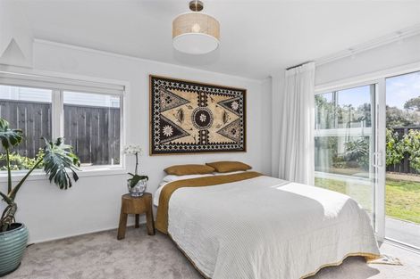 Photo of property in 24 Maranui Street, Mount Maunganui, 3116