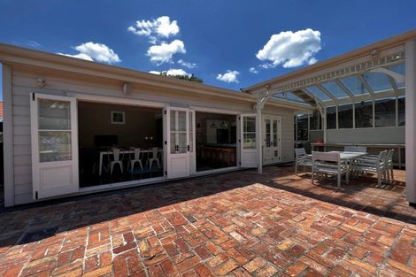 Photo of property in 8 Cheltenham Road, Devonport, Auckland, 0624