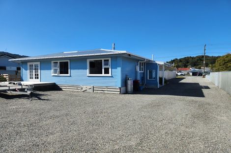 Photo of property in 136 Shakespeare Street, Greymouth, 7805
