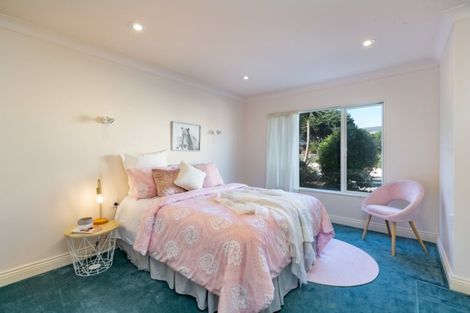 Photo of property in 22 Ara Kuaka, Waikanae Beach, Waikanae, 5036