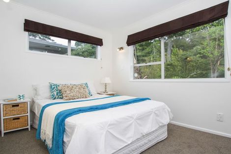 Photo of property in 3 Willowbrook Place, Titirangi, Auckland, 0604