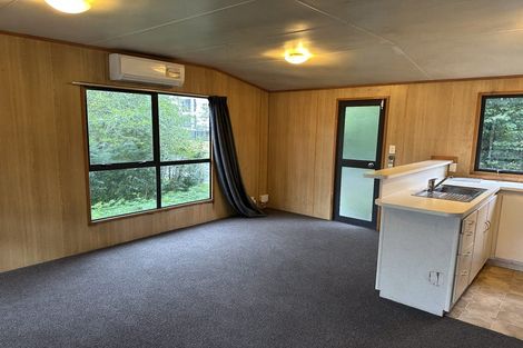 Photo of property in 188 Lake Road, Northcote, Auckland, 0627