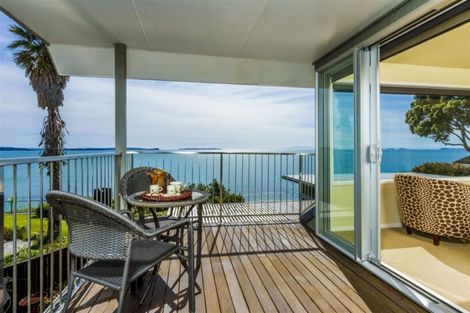 Photo of property in 2 Cliff Road, Torbay, Auckland, 0630