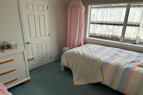 Photo of property in 21 Eaglemont Drive, East Tamaki Heights, Auckland, 2016