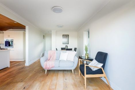 Photo of property in 54a Belleview Terrace, Mount Pleasant, Christchurch, 8081