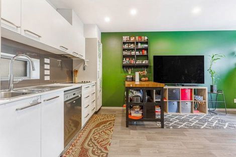 Photo of property in 2/160c Hobsonville Point Road, Hobsonville, Auckland, 0616